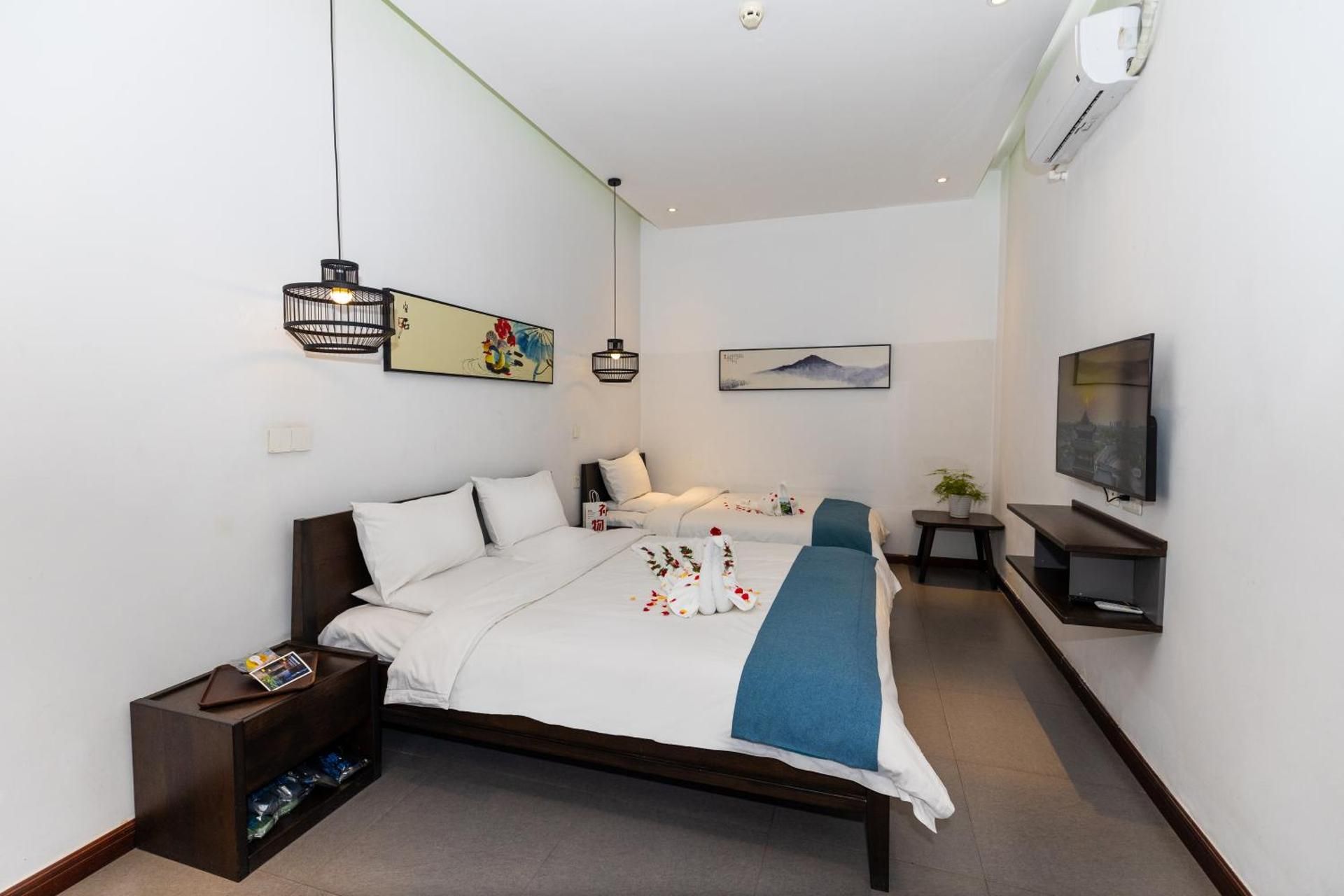 Elsewhere Boutique Hotel Inn North Street Deluxe Queen Suite 2