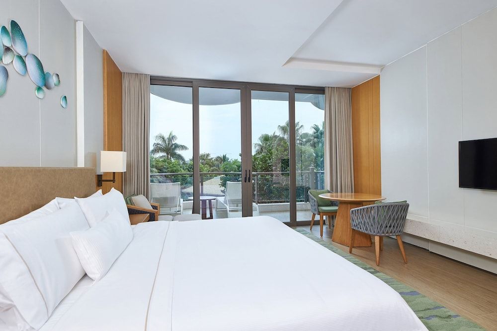 Suite, 1 Bedroom, Garden View
