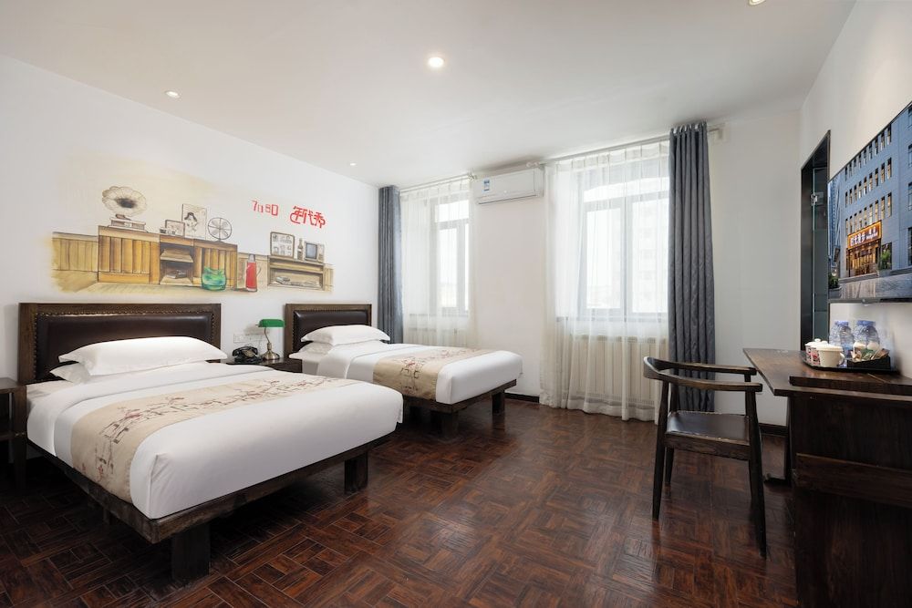 Classic Twin Room
