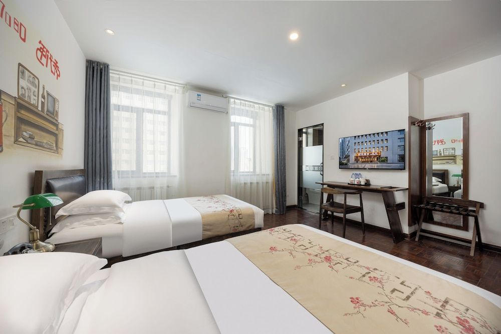 Classic Twin Room