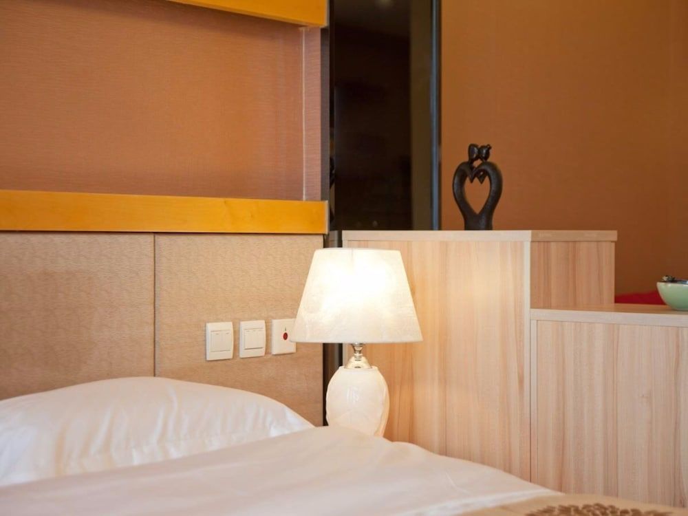 Sanlitun Xin Xiang Ya Yuan Apartment Deluxe Room 3