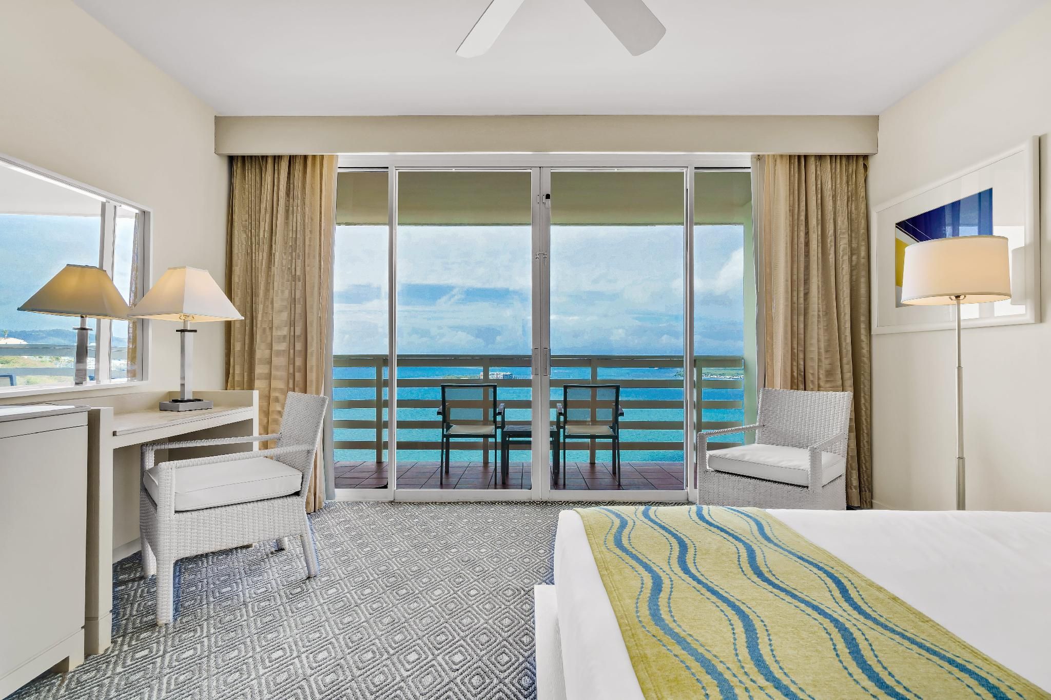 Las Brisas Ocean View 2-Queen Bed