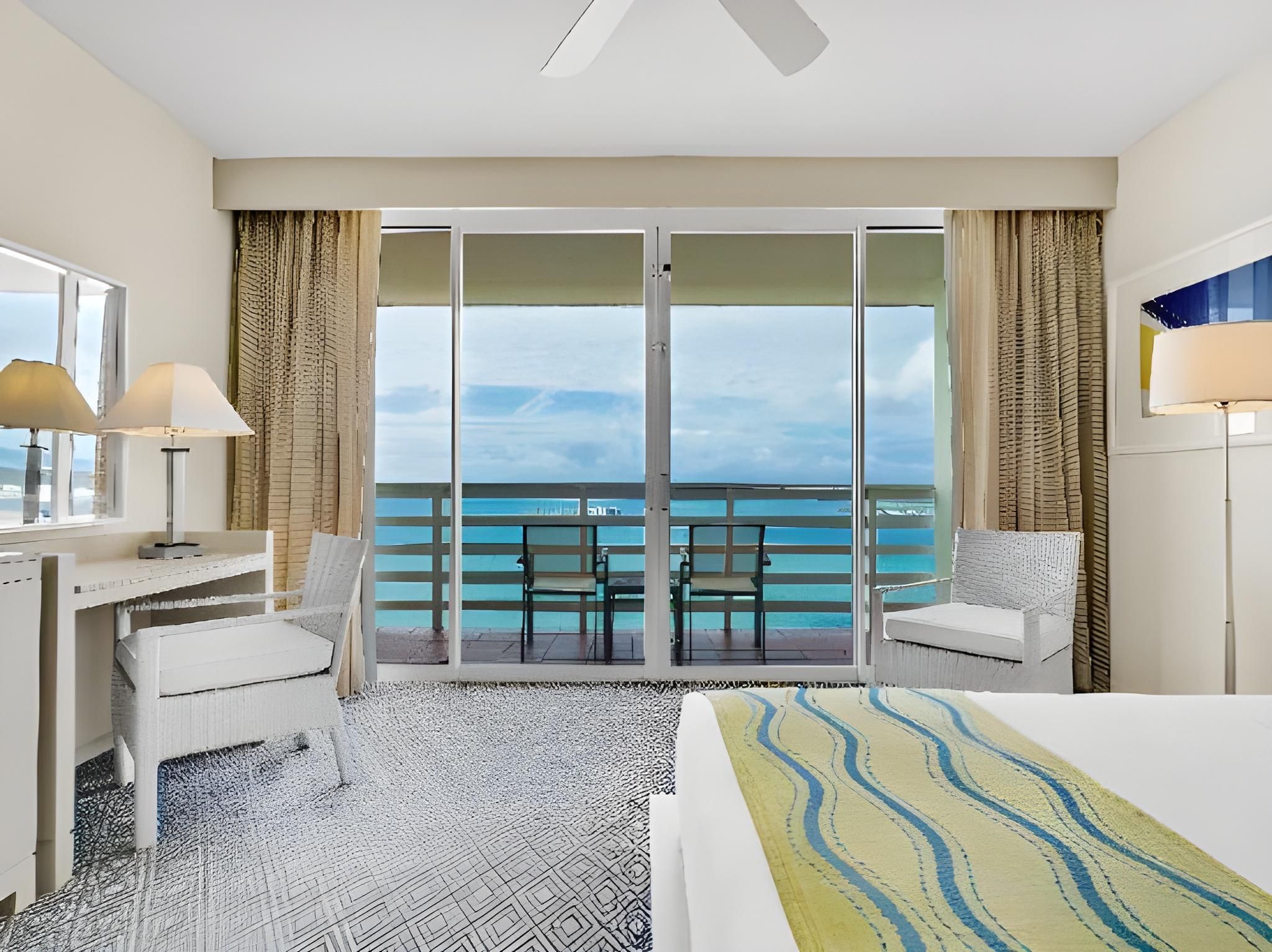 Las Vistas Ocean View 2-Queen Bed