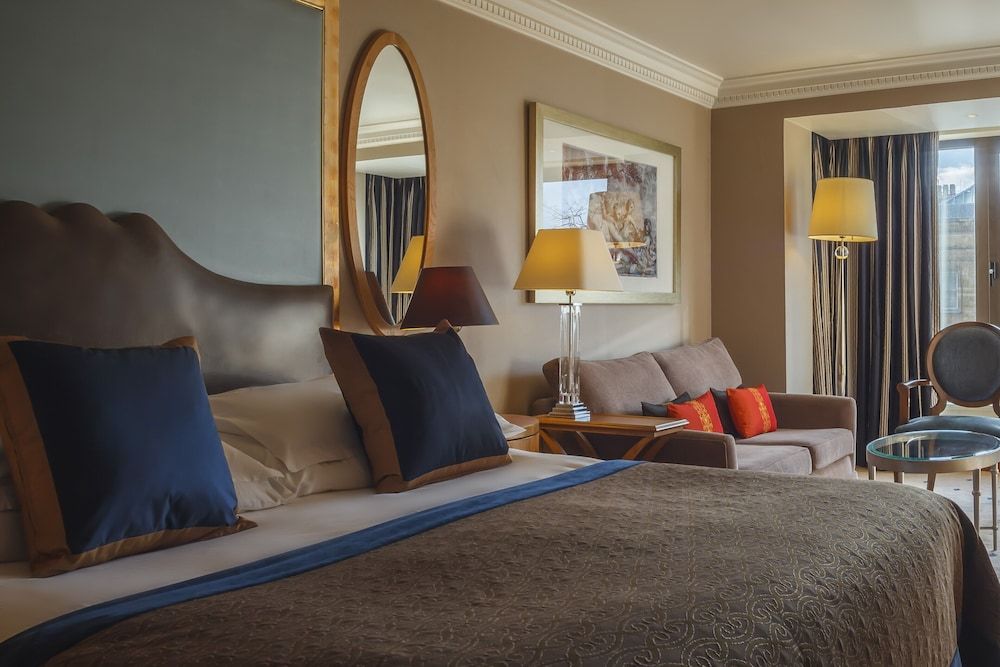 Junior Suite, 1 King Bed