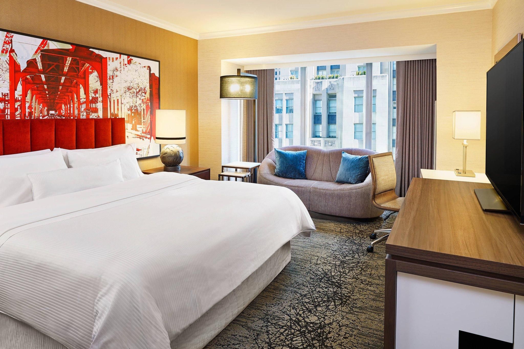 Traditional 1 King Bed, Guest room, 1 King