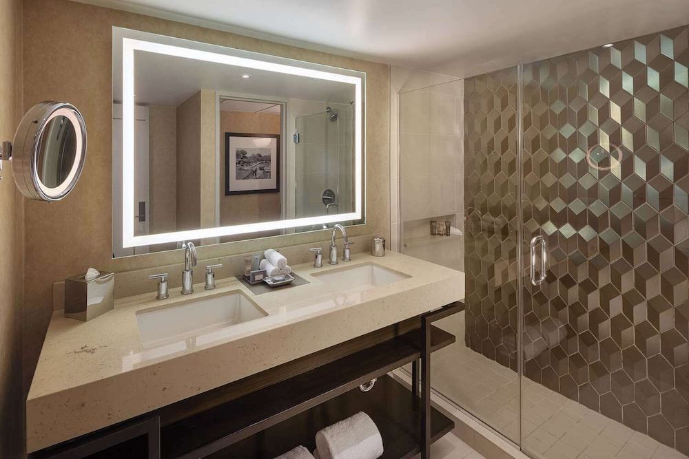 Arizona Biltmore, LXR Hotels & Resorts Room, 2 Queen Beds (Resort) 3