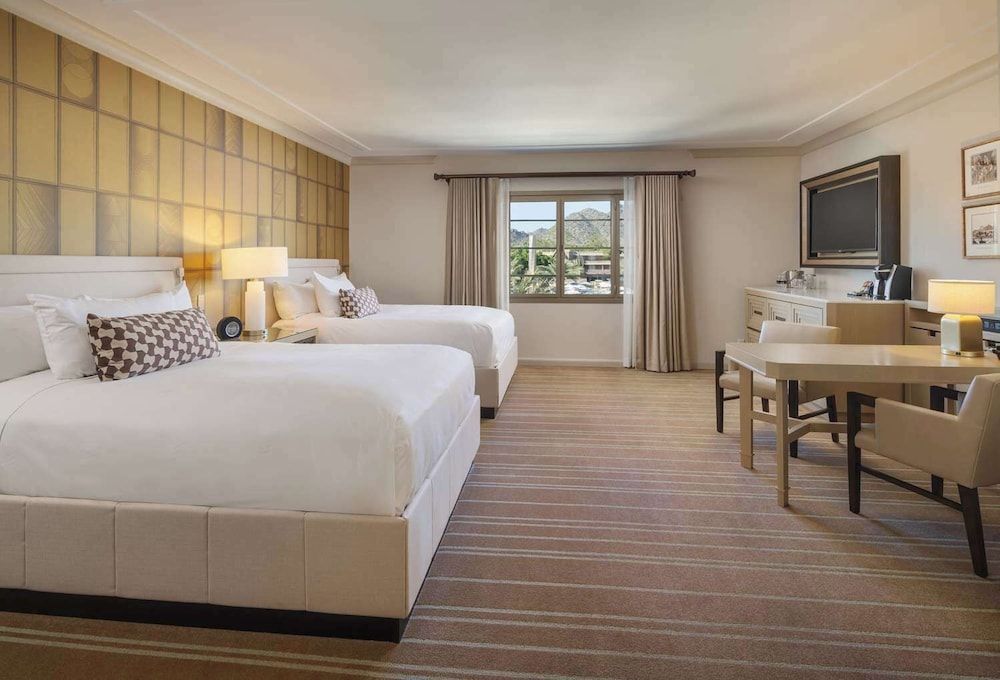Arizona Biltmore, LXR Hotels & Resorts Room, 2 Queen Beds (Resort) 2