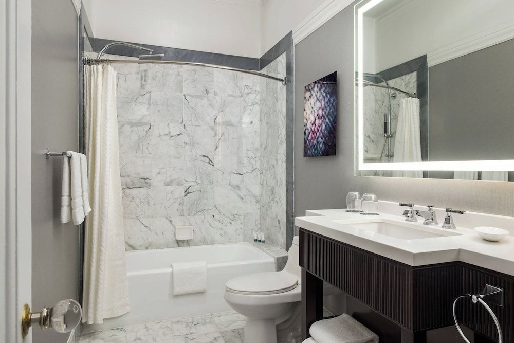 The Westin St. Francis San Francisco on Union Square Traditional Room, 1 Queen Bed 4