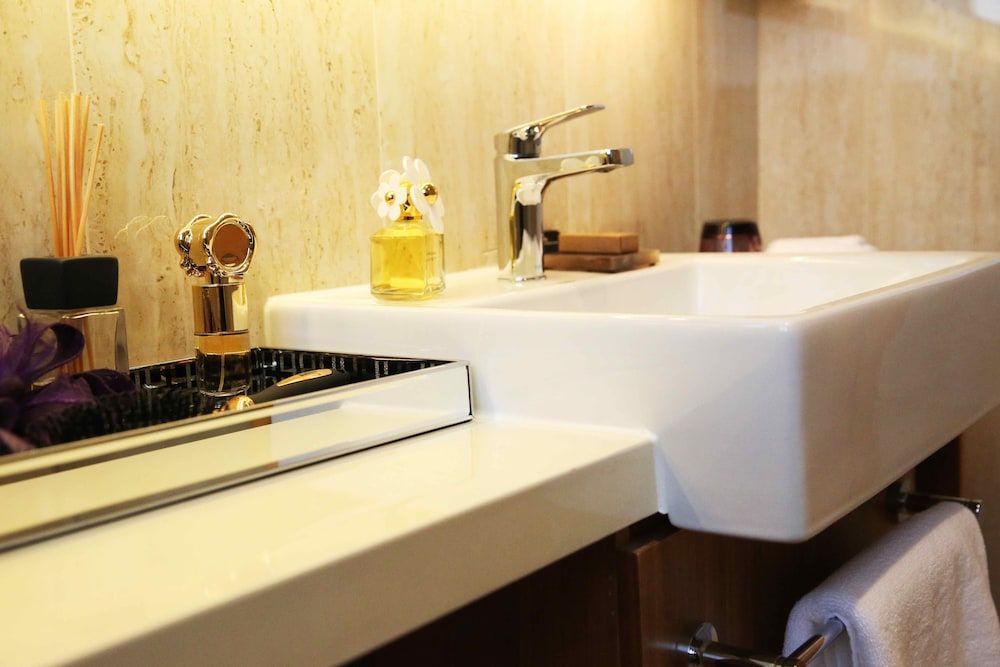 Green Court Place Jinqiao Middle Ring Shanghai Two Bedroom Superior 2