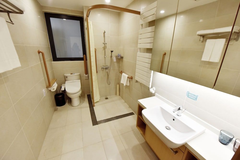 Green Court Place Jinqiao Middle Ring Shanghai One Bedroom Deluxe 3