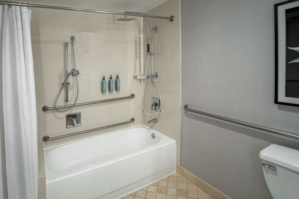 The Westin Copley Place, Boston, a Marriott Hotel Traditional Room, 1 King Bed 7