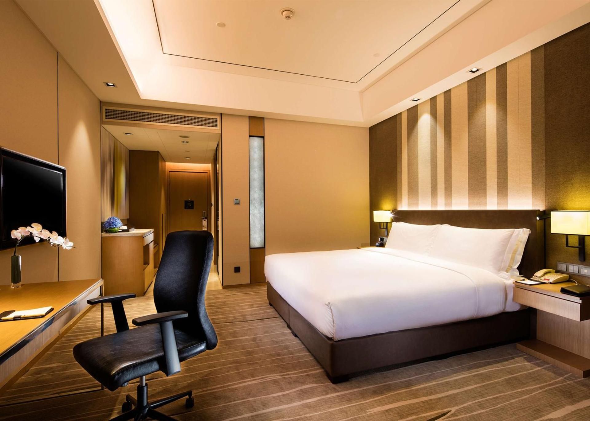 undefined DoubleTree by Hilton Hotel Chongqing Nan'an 9