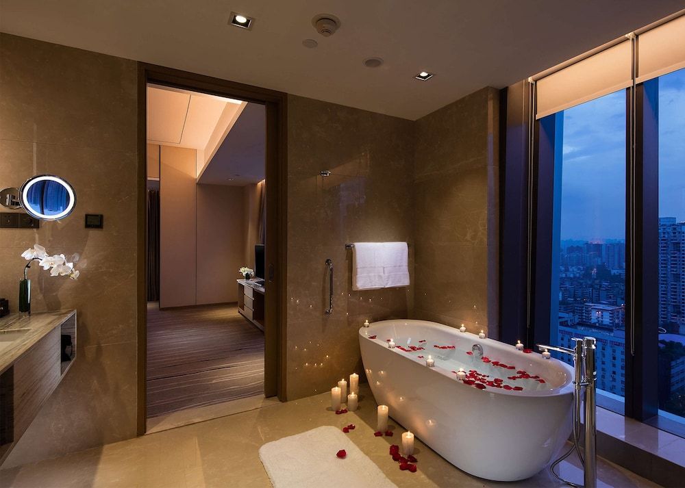 King, Executive Suite