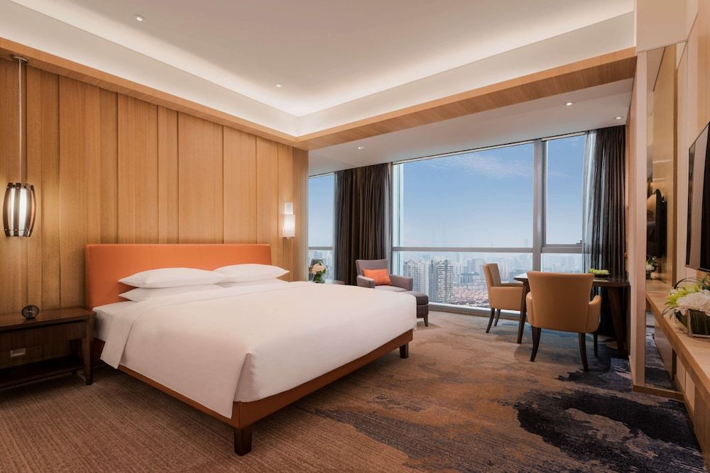 Hyatt Regency Shanghai, Wujiaochang Room, 1 King Bed, City View