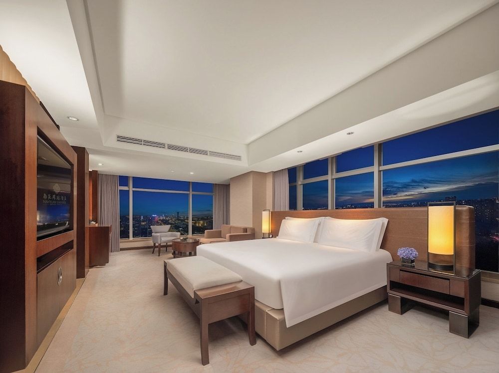 Ningbo Nanyuan Universe Deluxe Hotel