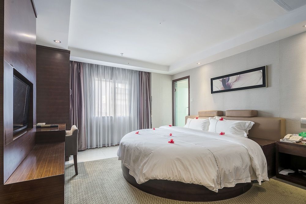 Huangpu Hotel Yingshang Round Bed 4