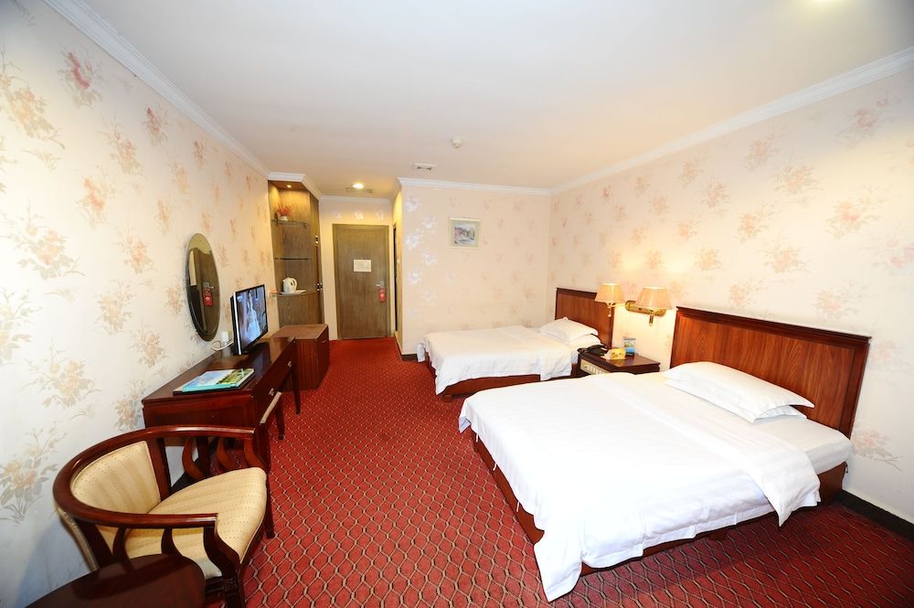 Good East hotel Premium Double Room 2