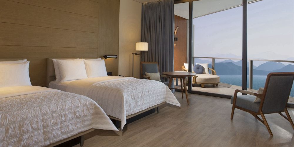 Room, 2 Double Beds, Ocean View