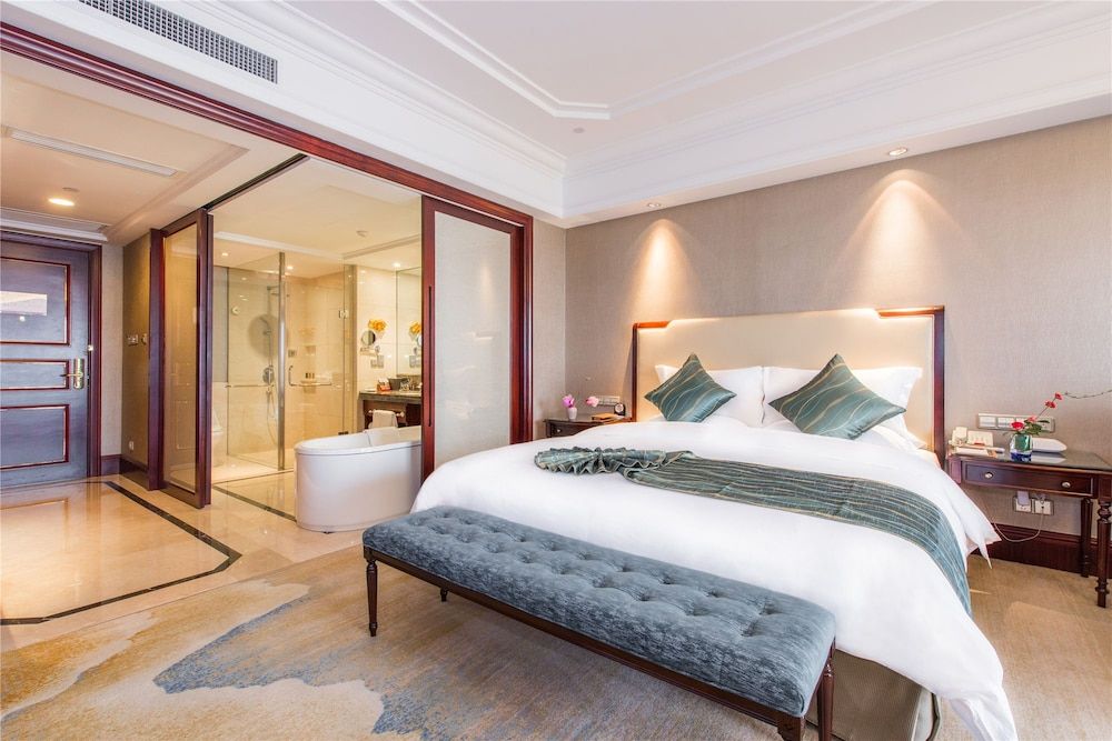 River View King Room With Balcony