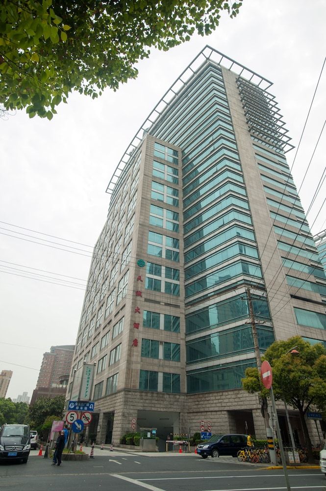 undefined Jin Jiang Tian Cheng Hotel 6