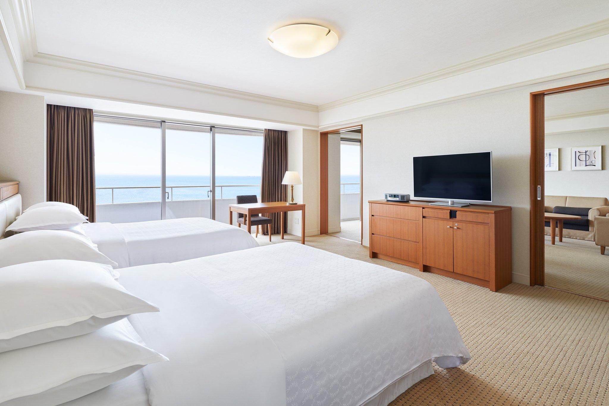 Sheraton Club Suite, Club level, Suite, 2 Double, Disney or Bay view, Balcony