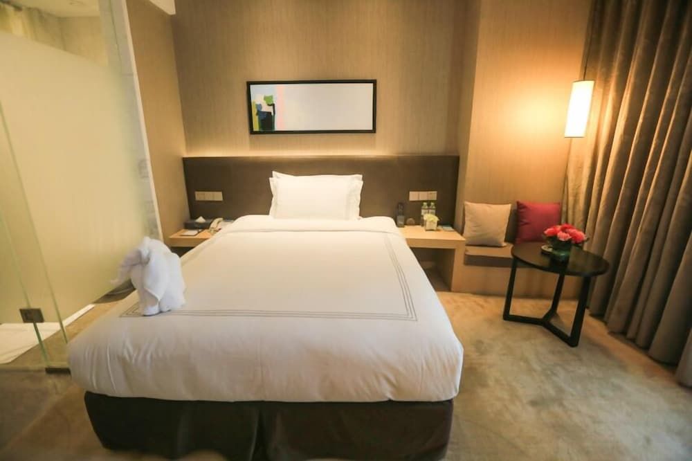 Skytel Hotel Chengdu Superior Double Room 2