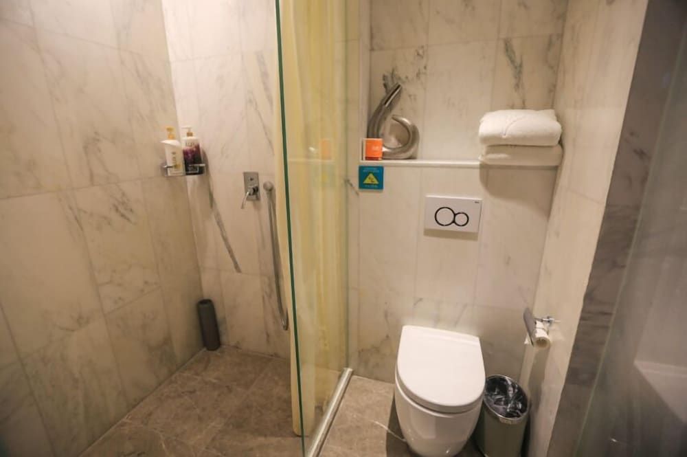 Skytel Hotel Chengdu Superior Double Room 4