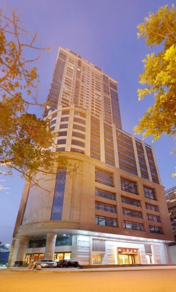 undefined Royal River Apartment 5