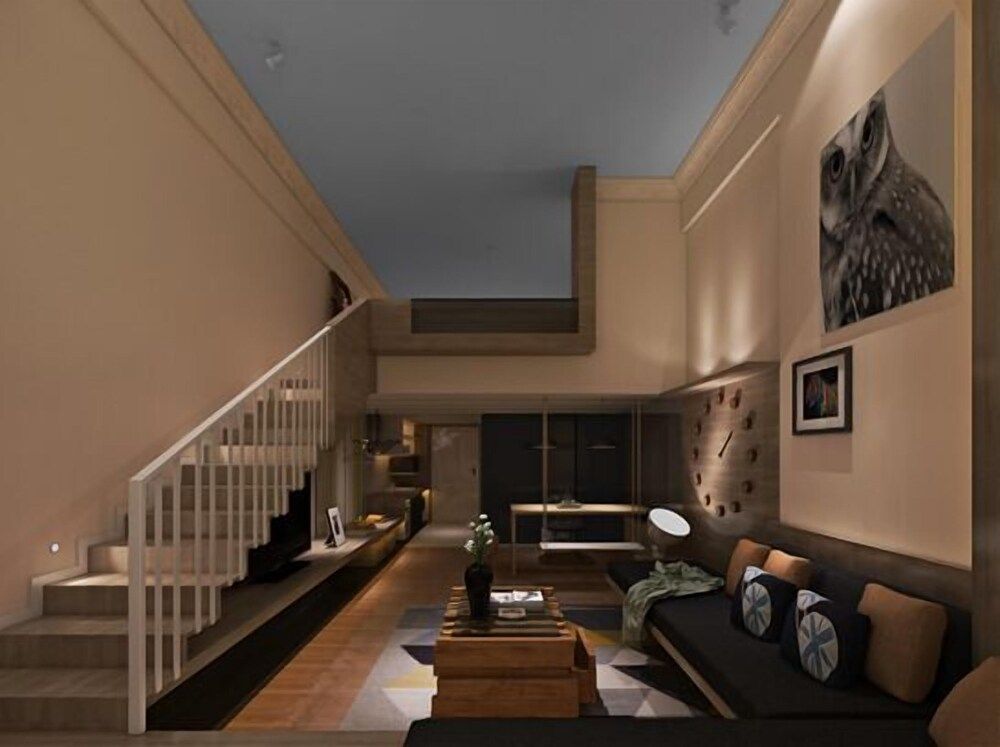 Iway International Holiday Apartment Deluxe Duplex, 1 King Bed 3