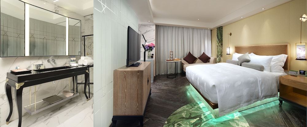 undefined LN Hotel Five 9