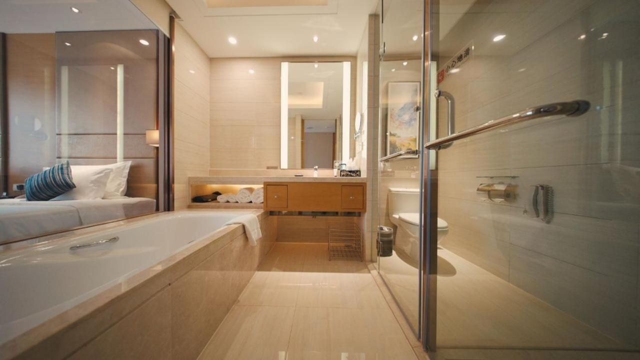 Deluxe Club Twin Room - Non-Smoking