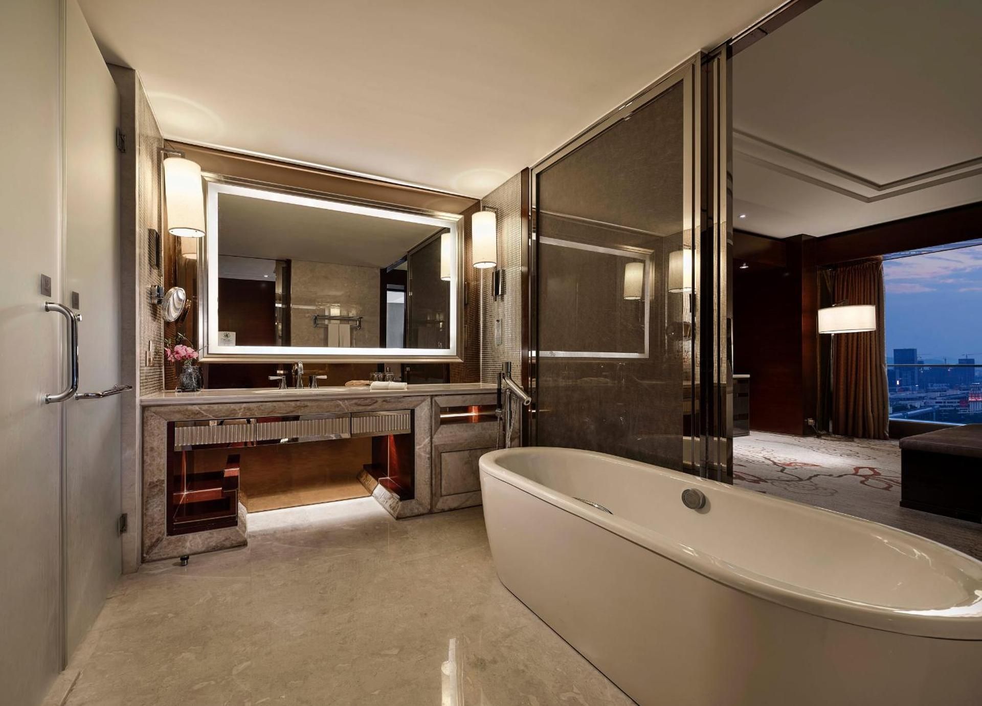 Suite with Garden View