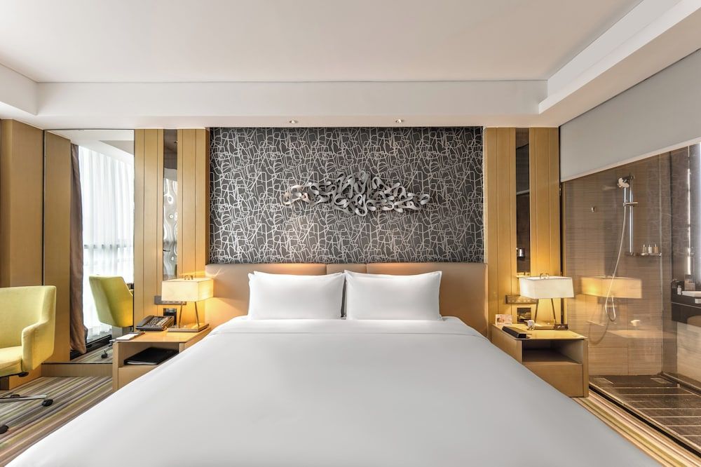 The Qube Hotel Xuzhou East Deluxe King Room 3
