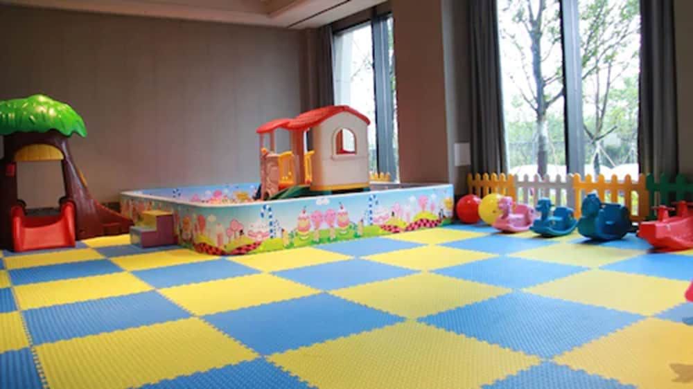 Children's Play Area