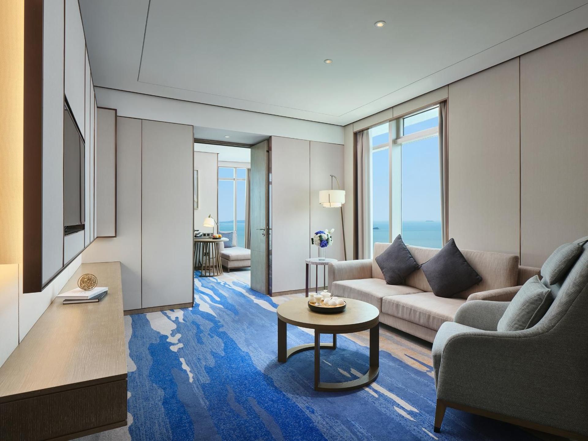 Intercontinental Xiamen by IHG Family Suite 3