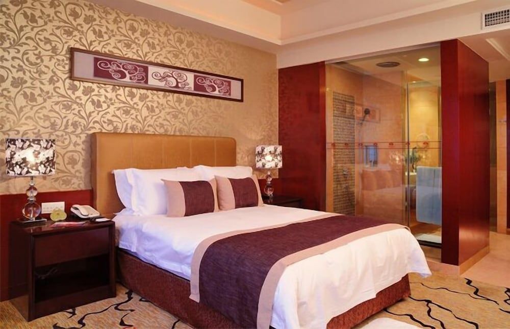 Business Suite, Lakeside