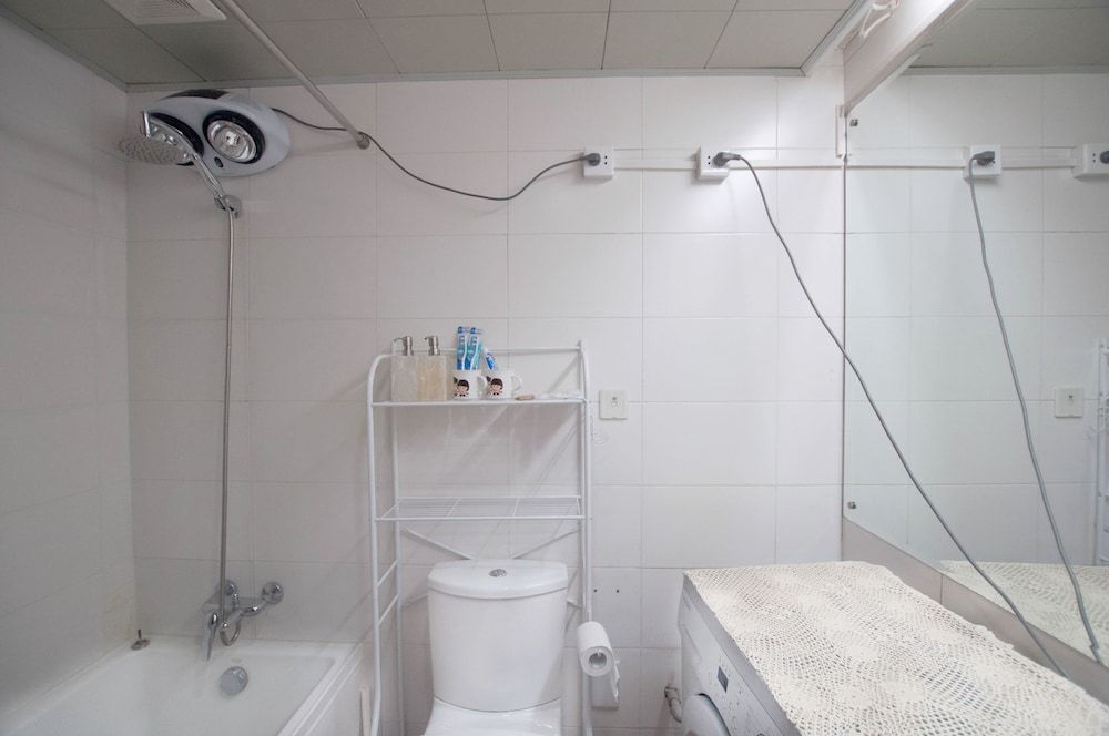 Lacasa Service Apartment Elite Condo, 1 Queen Bed 9