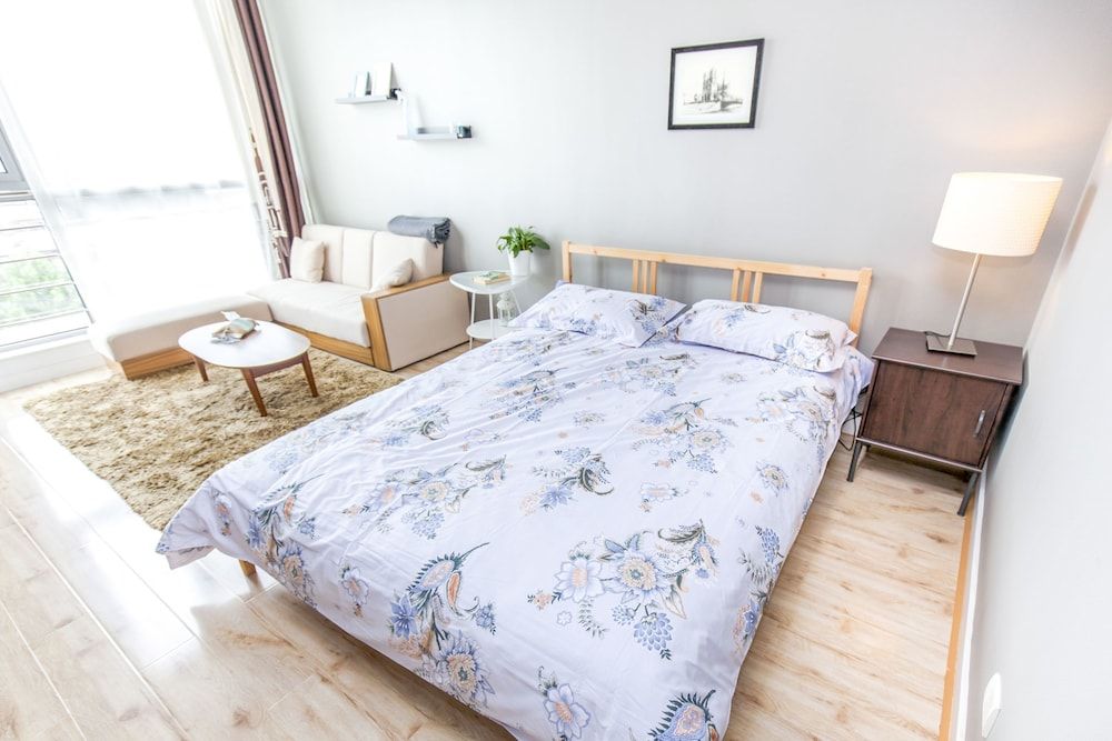 Lacasa Service Apartment City View Studio 5