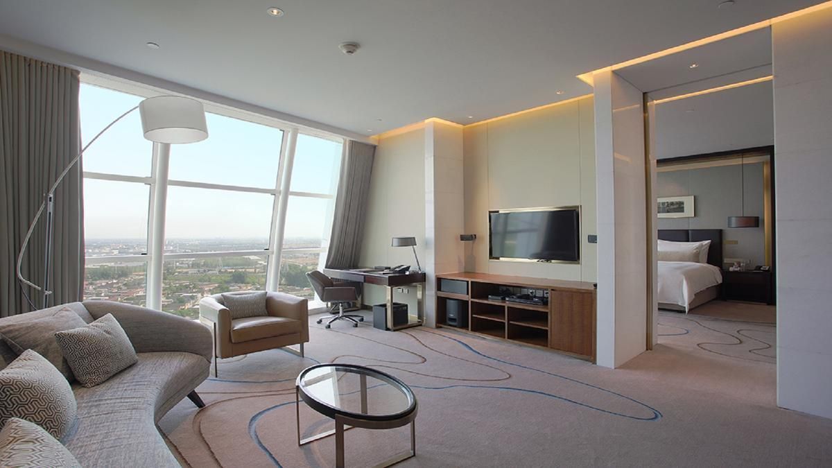 Premier Suite, Suite, 1 King, City view