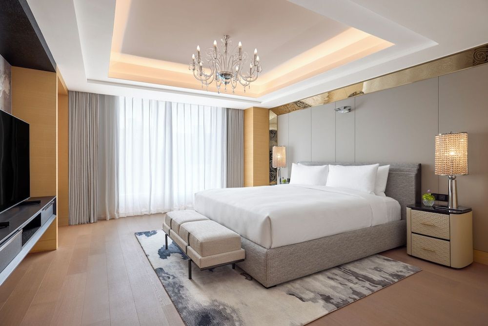 Hilton Shanghai City Center