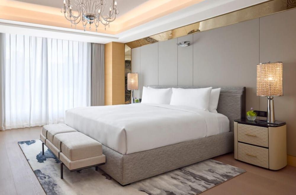 undefined Hilton Shanghai City Center 7