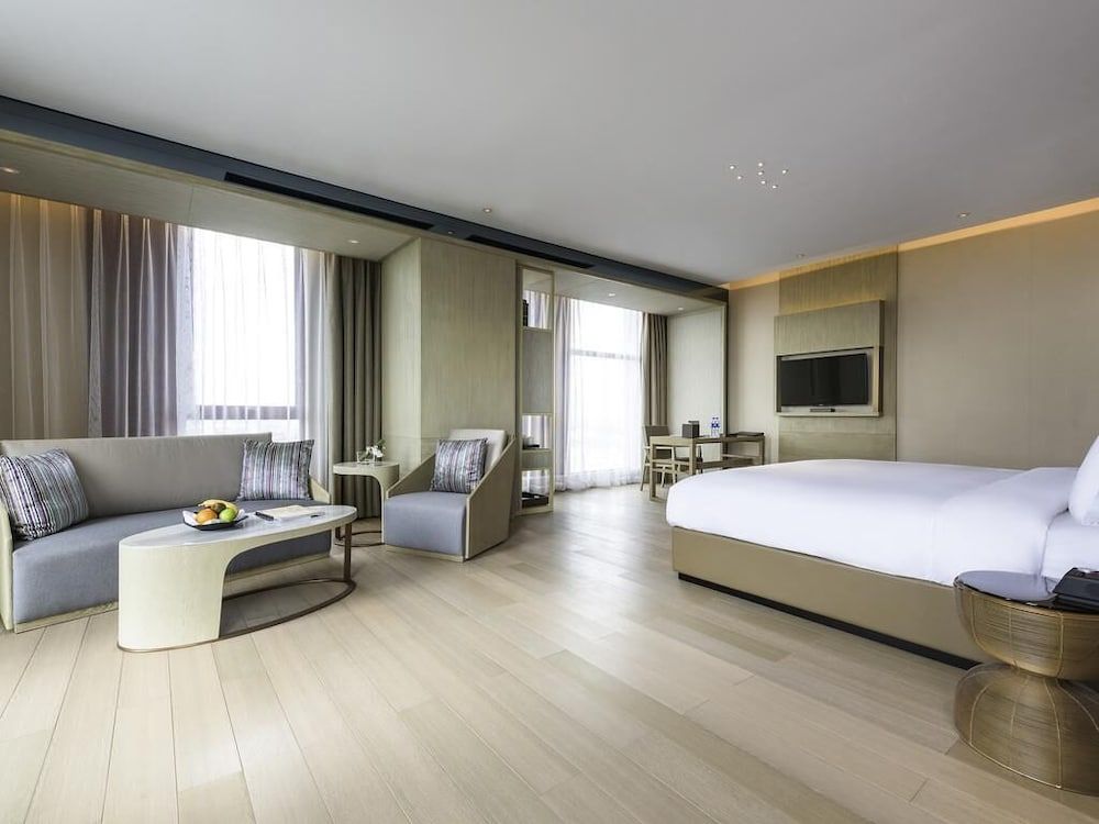 undefined Novotel Shanghai Clover 8