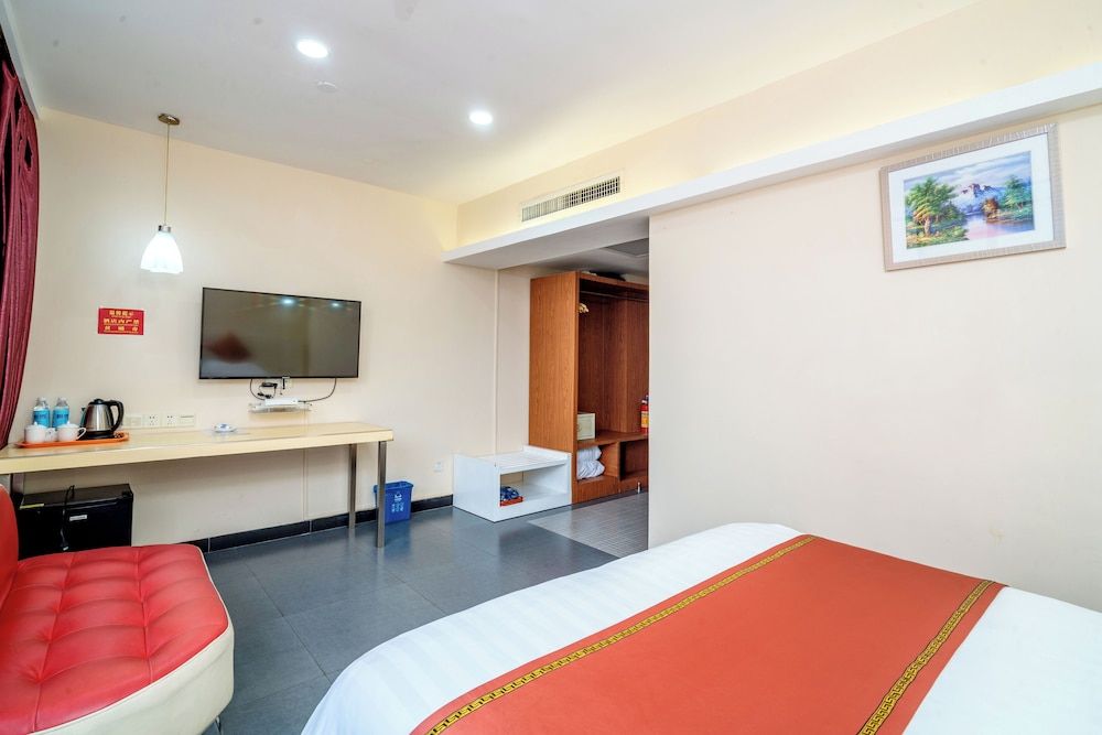 LN White House Hotel Single Room 4