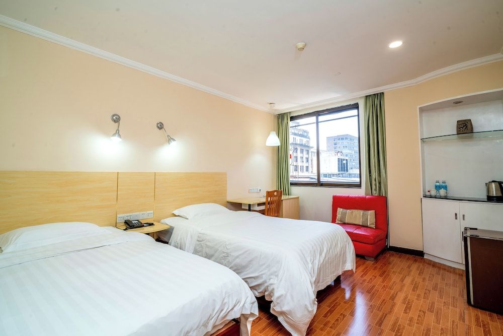 undefined LN White House Hotel 5