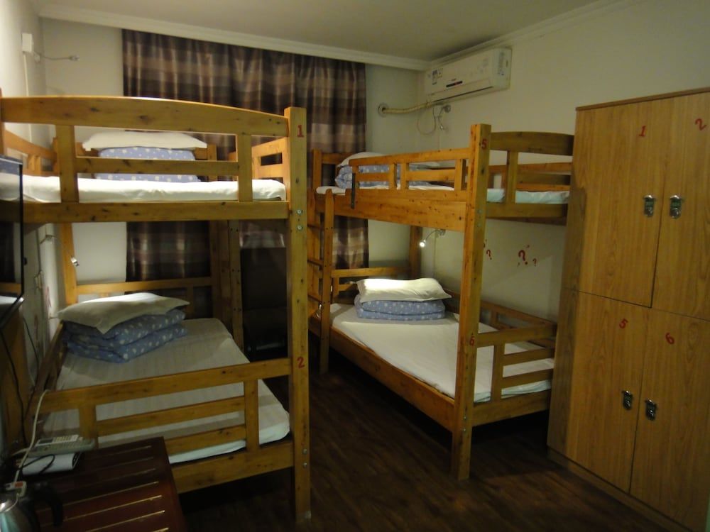 Shared Dormitory (2 Bunk Beds)