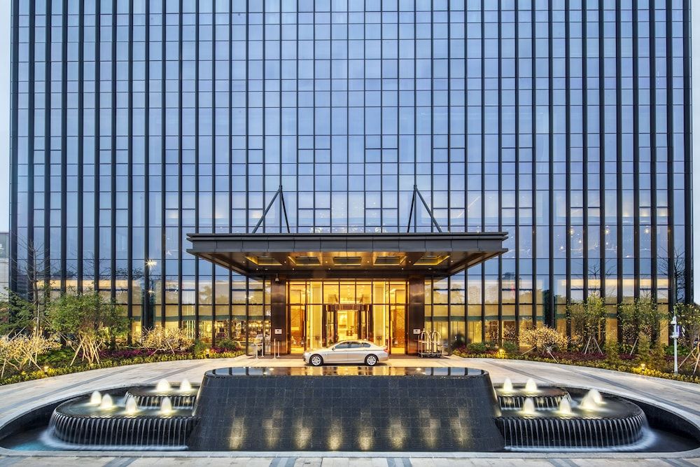 undefined DoubleTree by Hilton Hotel Shenzhen Longhua 2