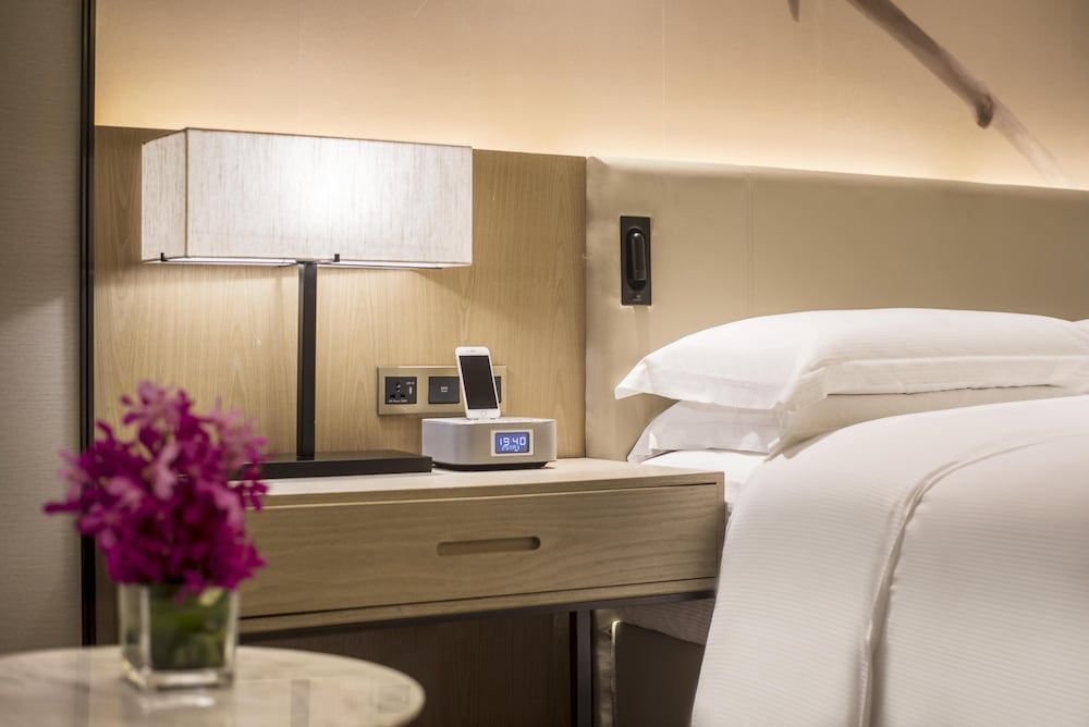 undefined DoubleTree by Hilton Hotel Shenzhen Longhua 10