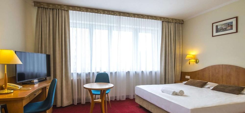 Best Western Hotel Portos Luxury Room, 1 King Bed, Non Smoking 2