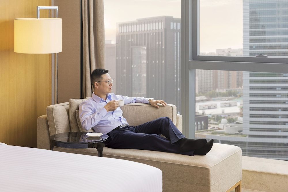 Premium Room, 1 King Bed, City View