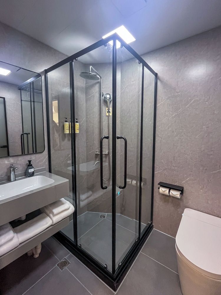 Shanghai Joyful Star Hotel Standard King Room 6